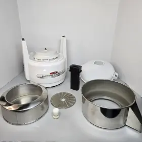 Acme 11je45-7001 Supreme Juicerator Model Heavy Duty Centrifugal Juicer - Tested