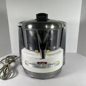 6-76334 Acme Supreme Juicerator Model 6001 Juicer Fruit Vegetable Tested Working