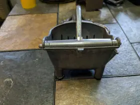 1886250 Alcoa D-93382 Ware-ever T.a.c.u. Co. Made In Usa Hand Press Juicer Patent No. #3