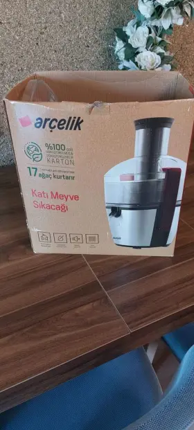 R70p133g Arcelik Juicer Silver