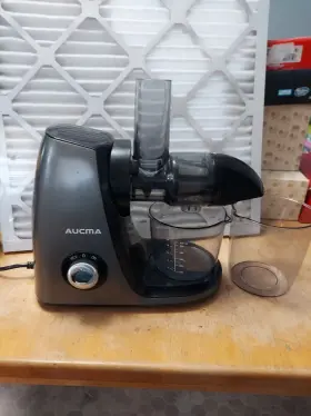 Js3005 Aucma Black 150 Watts Corded Electric Slow Juicer Machine