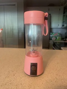 W11428988 Ban Idling Portable Juicer Cup Maker With 380ml Blender 4 Blades And Usb Rechargeabl