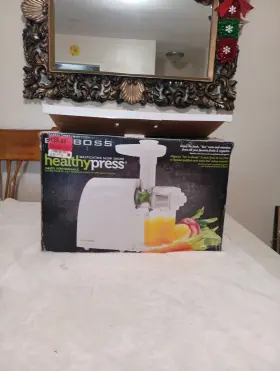 Big Boss 080313091926 Nutritionally Beneficial Slow Juicer White