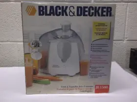 Je1500 Black Decker New And Fruit Vegetable Juice Extractor / White