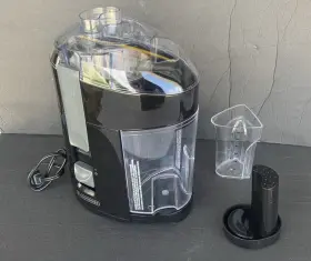 Je2200b Black Decker And Portable 400-watt Fruit Vegetable Juice Extractor