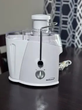 Jc-452w Brentwood Appl. 350-ml Juice Extractor