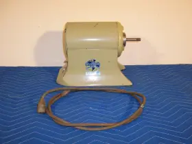 A1676 Champion Juicer Vintage Original Motor Only Runs Smoothly And Quietly