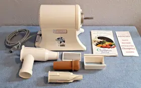 Gs-ng-853s Champion Juicer - The World S Finest Nice Condition