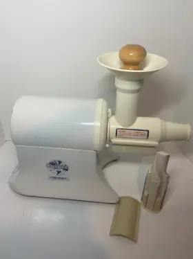 W-94447 Champion Juicer Used Excellent Condition
