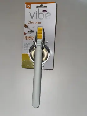 102-408-008 Chefn Chefftn Citrus Orange Squeezer And Juicer 15-inches -