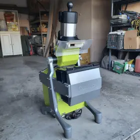 21096-1223 Good Nature X1 Mini Goodnature Industrial Juicer Cold Press Commercial