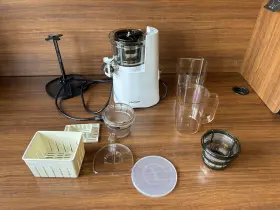 H-aa-wwb17 Hurom High Yield Slow Juicer White Never Used But For Parts Only