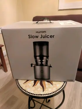 H320n Hurom Slow Juicer Deep Green