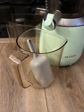 Juicerhp-gg12 Hurom Slow Juicer Hp-ggb12 Cold Press Juice Excellent Tested Fruit Vegetable #2