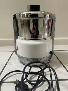 9901 Imperial Golden Harvest Stainless Steel Juicer #9901 Works Great #3