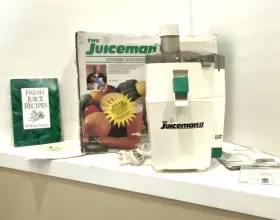 Juiceman 740057000508 Electronic Professional Juicer White Veggies And Citrus Series Kitchen #2