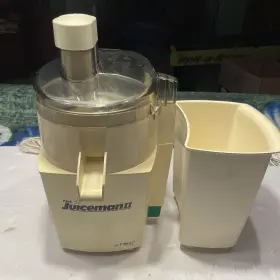 Tr-50d Juiceman Ii The Classic Professional Fruit And Vegetable Juicer . Model Tr50d