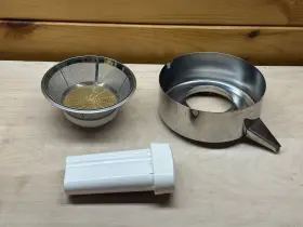 Jl500 Juicy Lady Juice Centrifugal Juicer Replacement Parts -blade Plunger Chute