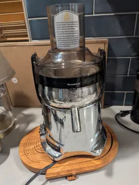 Nj-9700u Kuvings Centrifugal High End Kurving Juicer Extractor