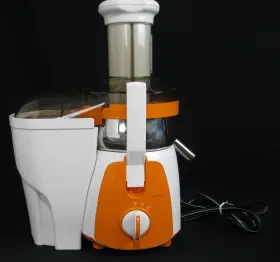 Nj9310ukuvings Kuvings Mod. Nj-9310u Centrifugal Juicer Orange