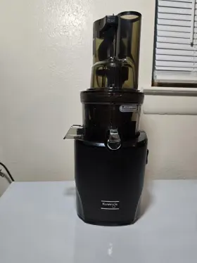 Revo830w Kuvings Revo 830 Slow Juicer