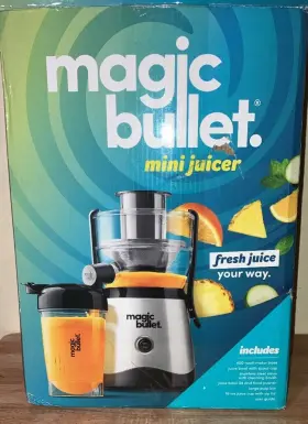 Mbj50100 Magic Bullet Mini Juicer With 16 Oz Juice Cup Lid Black And Silver