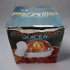 84989 Make Citrus Magic Juicer Health Minded Drink Maker Fruit Press