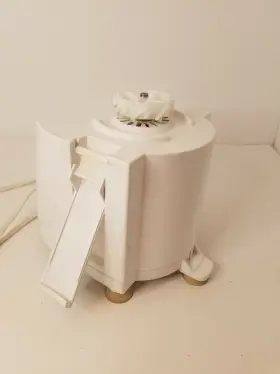 Mj2000 Miracle Milennium Juicer Vegetable And Friut Extractor Base Motor Rr
