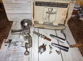 Mj400 Miracle Vtg Wheatgrass Juicer Cast Iron Tin Plated Hand Crank Parts
