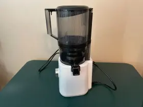 Nama 840010600155 J2 Cold Press Juicer - White Complete Barely Used 4 Times #2