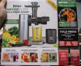 Jc150 Ninja 622356612142 Neverclog 18oz Cold Press Juicer With 30oz Pulp Container Brand New