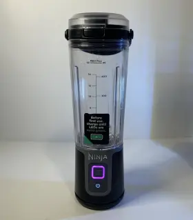 Bc100bk Ninja Blast Portable Blender 18oz Rechargeable Personal Smoothie Black Used