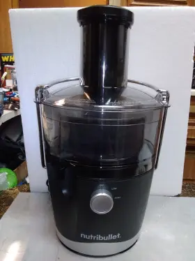 50100 Nutribullet Large Juicer 800w Grey With Lg. Capacity Pulp Bin Makes Juice Quickly #2