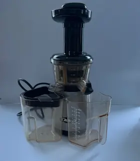 Hr01 Omega Vertical Low Speed Masticating Juicer Vrt 400 2013 Silver And Black