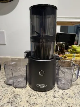 Jc2022 Omega 64-oz Juice Extractor With Removable Pulp Tray