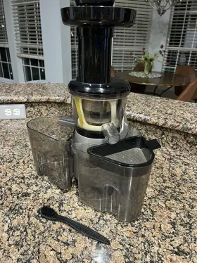 Vrt370 Omega Juicer - Complete