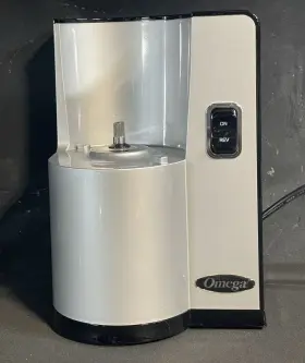 Vsj843qs Omega Vertical Square Low-speed Juicer Silver Used #2