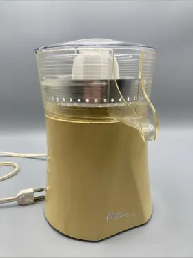 367-04e Oster Vintage Juicer Working
