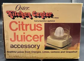 952-08 Oster Vintage Kitchen Center Citrus Juicer Accessory Model White W Box