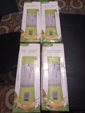 Ye-02 Portable Juice Blender Each