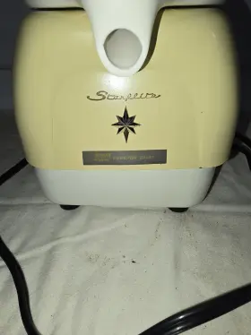 2738 Proctor Silex Vntg Proctor-silex Starflite Electric Citrus Juicer Model 1970 Retro Yellow