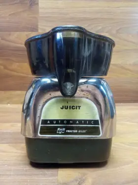 J111c Proctor Silex Vintage Mary Automatic Juicit Juicer Please See Pics Rough