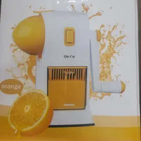 Juicer-01 Qie Cai Manual Hand Natural Juicer With Accessories Nice Sturdy New In Box #2