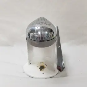 462-c Rival Juice-o-mat Juice O Matic Juicer Single Action Vintage Art Deco White Mcm