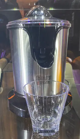 Robert Irvine 810124652111 Stainless Steel Electric Citrus Juicer 200 Watt