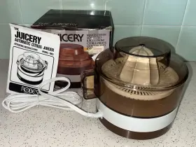 Robeson 024227001985 Juicery Machine Vintage - Tested Works