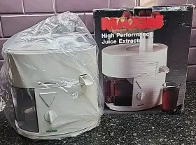 Je-30 Salton Maxim High Performance Juice Extractor 2 Spd Juicer Tested Complete