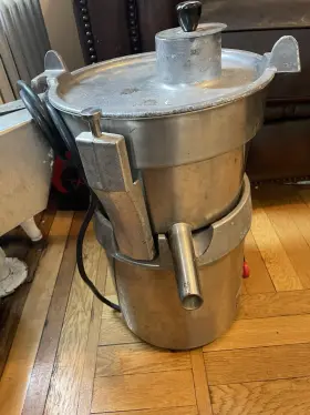 Mj800 Santos The Miracle Pro Juicer