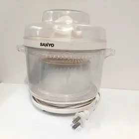 Sj-60w Sanyo Vintage Sj 60w Citrus Juicer Ivory/clear Electric 120v Works