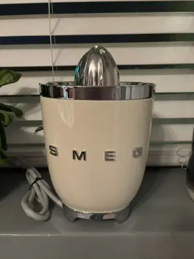 Cjf01crus Smeg Amr516-1 Citrus Juicer One Size Cream 6.54 Inch D X W 11.06 H #2